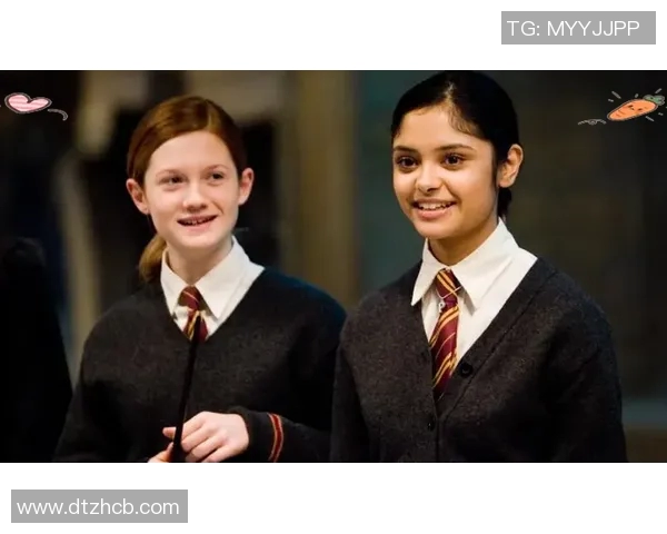 足球明星与粉丝之间的深厚情谊与互动故事揭秘